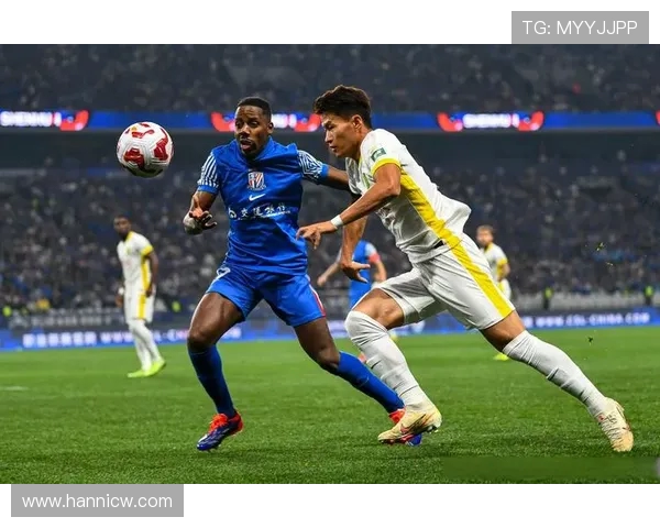 北京国安迎战上海申花展开中超焦点之战 双方力争争夺季后赛席位