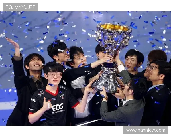 EDG战队在Major赛积分榜中以79分稳居第一，竞争激烈引人关注