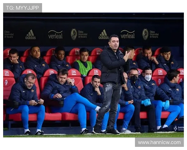 哈维引领足球革新之路:从巴萨天才到现代战术大师的成长轨迹